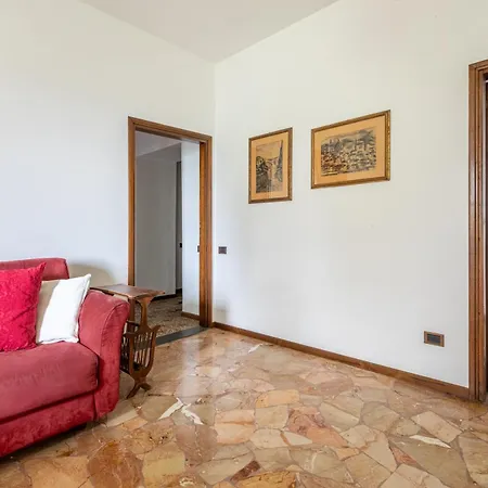 Alloggio per agriturismo Borgo Dei Ricci *